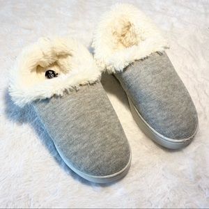 Dr. Scholl's Cozy Madison Slippers Gray/White Size 7